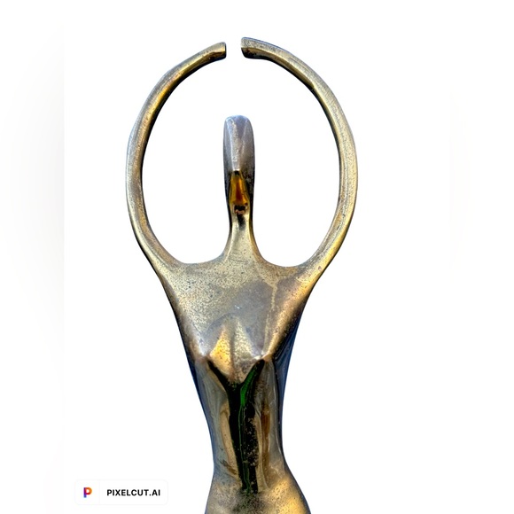 HUGE VINTAGE BRASS FIGURE - Picture 2 of 5